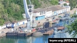 Подводная лодка «Алроса» в 13 судоремонтном заводе Черноморского флота России в Севастополе