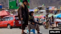 Patrullimi i talibanëve në Kabul, Afganistan, maj 2022.