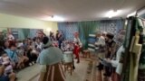 The Odesa Youth Theater performs in bomb shelter for children