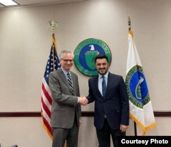 Министерот за економија, Крешник Бектеши во рамките на официјалната посета во Вашингтон, САД оствари работна средба со Ендру Лајт, помошник секретар за енергетика
