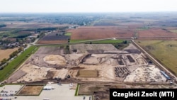 A német Deufol vállalat leendő csomagoló- és logisztikai üzemének építési területe a debreceni Déli Ipari Parkban 2019. október 8-án (képünk illusztráció)