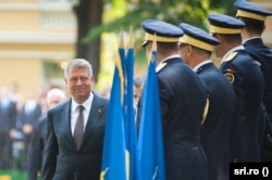 Președintele Klaus Iohannis a promis că legile securității vor fi rescrise, iar varianta apărut în presă a fost un draft de lucru.