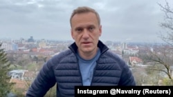 Aleksei Navalny's return to Russia comes amid a broad crackdown on opposition activity by the government in the run-up to parliamentary elections this year. He could face arrest upon arrival.