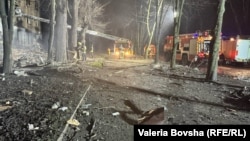 Голова ОВА повідомив, що через атаку РФ сталася пожежа у приватному будинку, ще з десяток – пошкоджені. Фото ілюстративне 