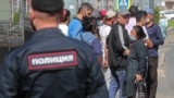 Мигранты и полиция в России. Иллюстративное фото