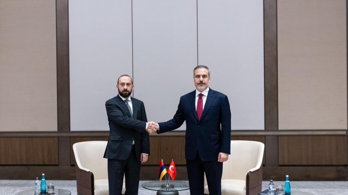 The foreign ministers of Armenia and Turkey had a meeting