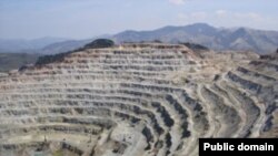 Exploatarea minieră Roşia Montană