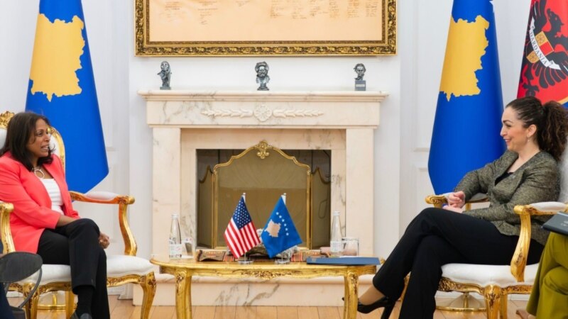 Osmani i thotë Prattipatit se prania ushtarake amerikane në Kosovë mbetet e rëndësishme