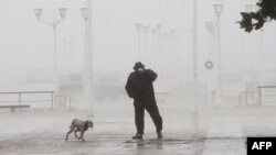 Nevrijeme u Francuskoj, arhiv