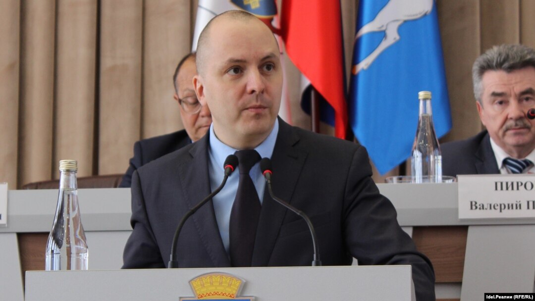 Евгений Маслов