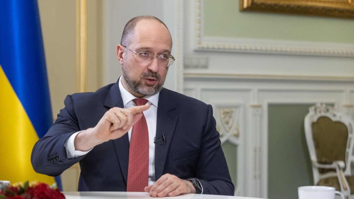 Вугілля з Казахстану, транзит якого заблокувала Росія, відправлять морським транспортом – Шмигаль