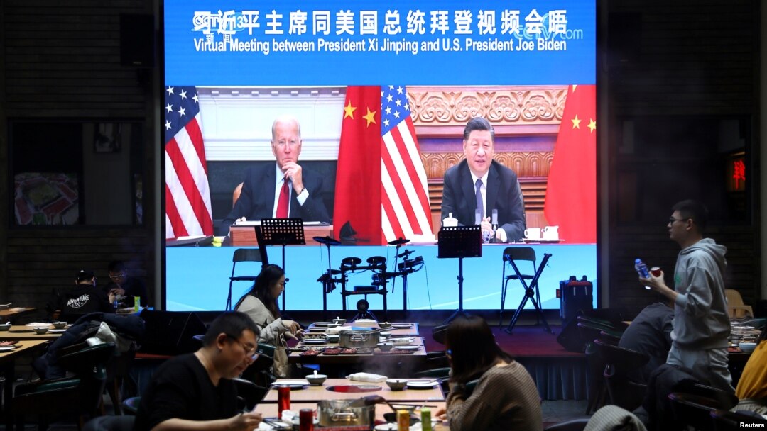 Președinții Joe Biden și Xi Jinping vor avea o întrevedere telefonică în cursul după-amiezei de vineri pe tema conflictului din Ucraina și poziția Chinei.