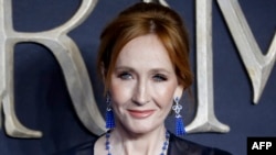 Scriitoarea J.K. Rowling, autoarea seriei Harry Potter.