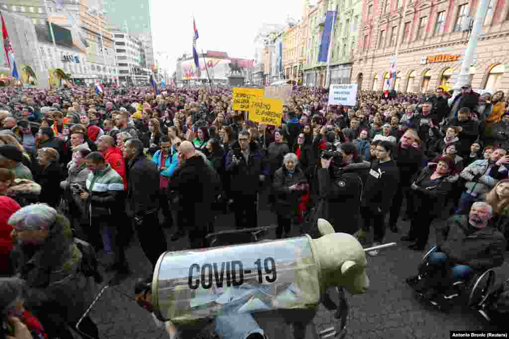 Protest protiv mjera za borbu protiv korona virusa u Zagrebu, Hrvatska, 20. novembra 2021.