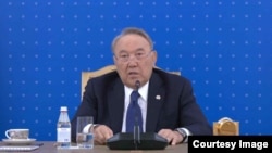 Экс-президент Нурсултан Назарбаев участвует в заседании политического совета партии «Нур Отан». 23 ноября 2021 года