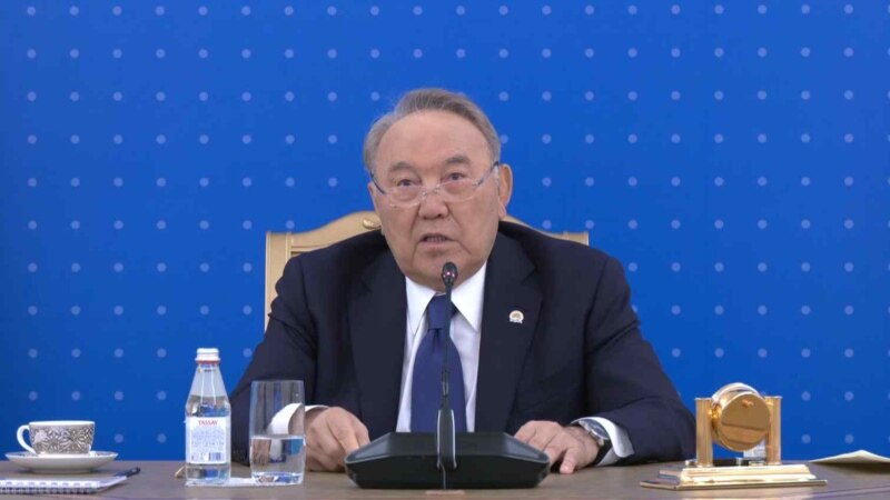 Двајца членови на поширокото семејство на Назарбаев поднесоа оставки