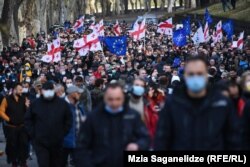 Protest de susținere a fostului președinte, aflat în închisoare