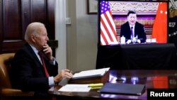 O discuție de pe două continente, America și Asia, ar putea avea efecte importante asupra unui al treilea: Europa. În imagine, Joe Biden, președintele SUA, și Xi Jinping, președintele Chinei. 