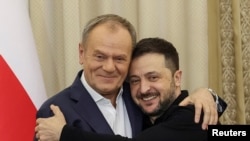 Premierul polonez a vizitat marți Liovul și a susținut o conferință de presă comună cu președintele ucrainean, Volodimir Zelenski. 