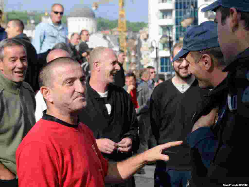 Protesti radnika Željezare Nikšić, 5. oktobar 2010, foto: Savo Prelević