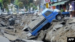 یکی از خیابان‌ها که در آن انفجار رخ داده است؛ صبح روز جمعه