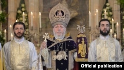 Armenia - Catholicos Garegin II presides over a Christmas Mass at the Echmiadzin cathedral of the Armenian Apostolic Church, 6Jan2015.