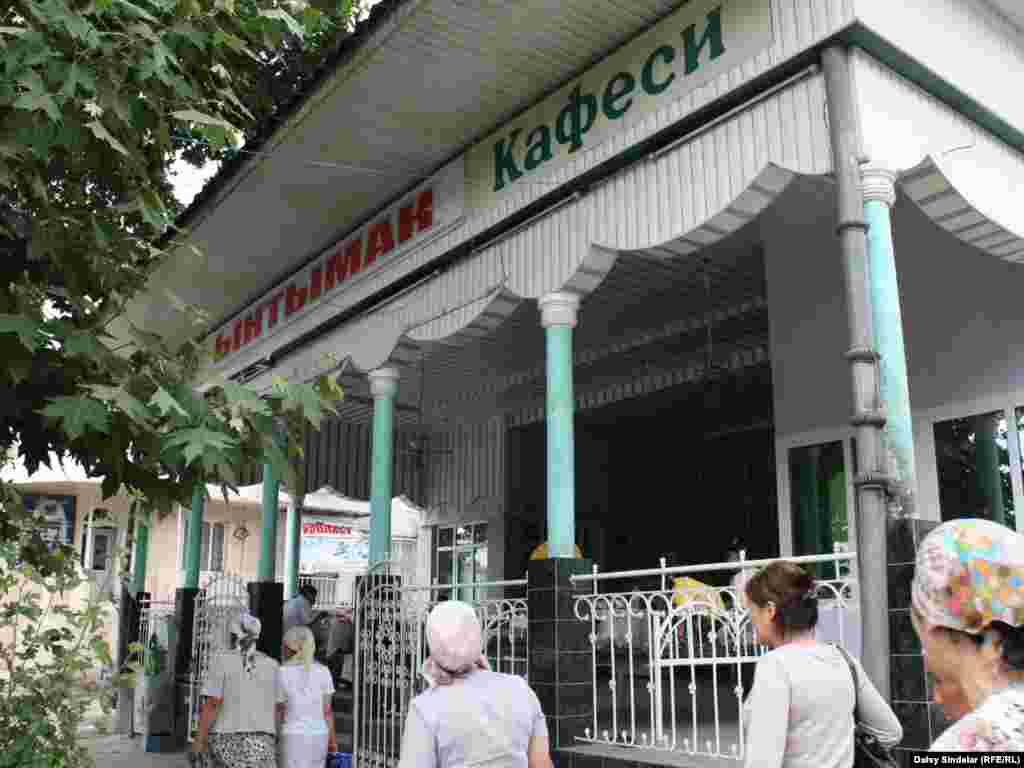 Among the businesses destroyed in the June 2010 clashes in Osh were dozens of Uzbek restaurants that had lined the city's main thoroughfares. Several have since been reconstructed but have reappeared under new Kyrgyz names -- and, many Uzbeks suspect, new Kyrgyz owners as well. Here, the newly named Yntymak restaurant -- Kyrgyz for "friendship."