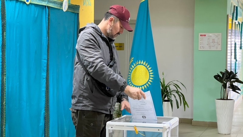 Journalists Detained As Kazakhstan Holds Controversial Referendum