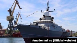Российский малый ракетный корабль«Аскольд» на судостроительном заводе «Залив» в Керчи. Крым, 2021 год