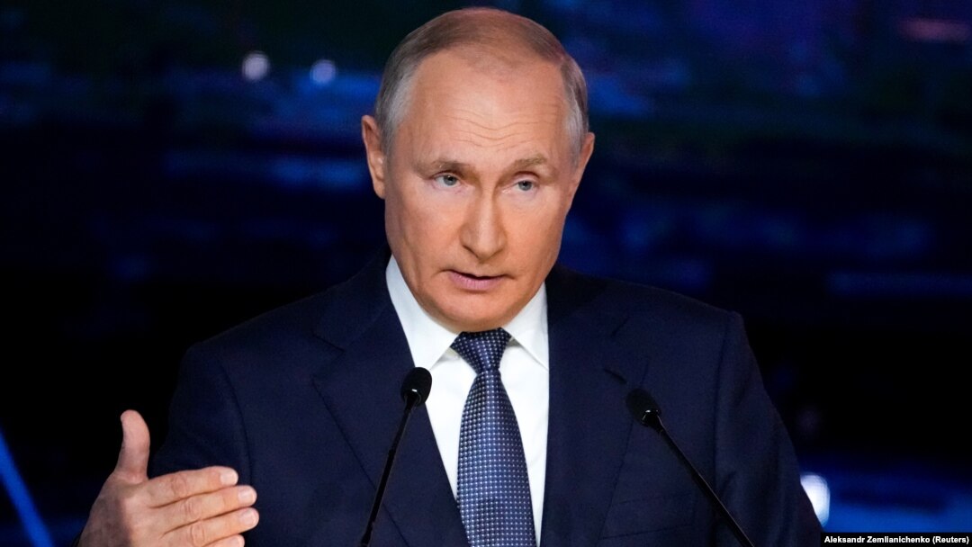 Russian President Vladimir Putin delivers a speech at the Eastern Economic Forum in Vladivostok on September 3