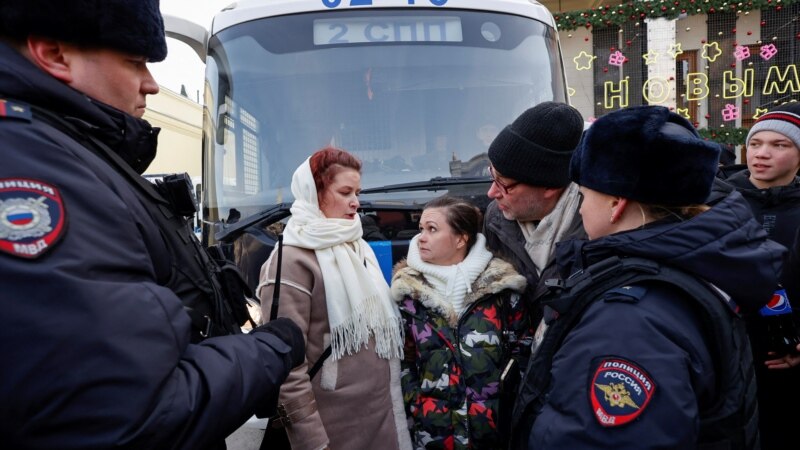 Ruska policija privela novinare koji su pratili događaj u organizaciji supruga mobilisanih vojnika