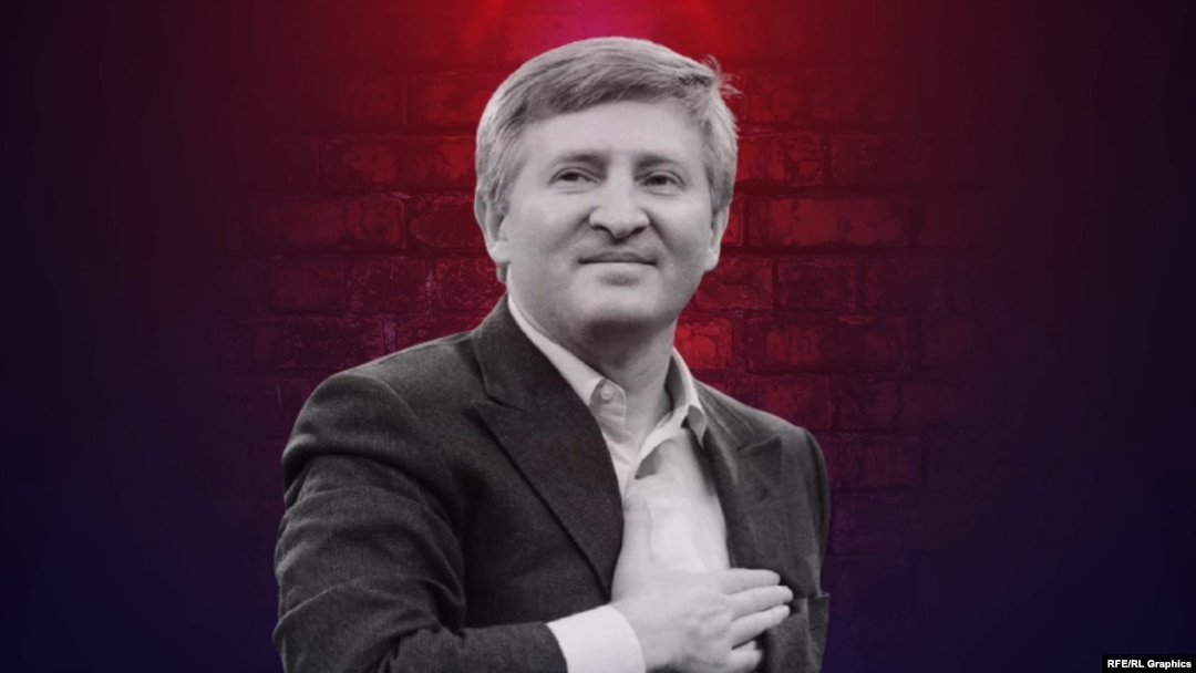 Un avion al lui Rinat Ahmetov ar fi plecat duminică de la Kiev, însă ziarul Ukrainska Pravda citează surse care spun că miliardarul ar fi zburat de fapt din 30 ianuarie în Elveția.