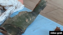 Уламки ствола міномету «Молот», які Ользі Решетиловій передали військові після інцидентів із цим озброєнням