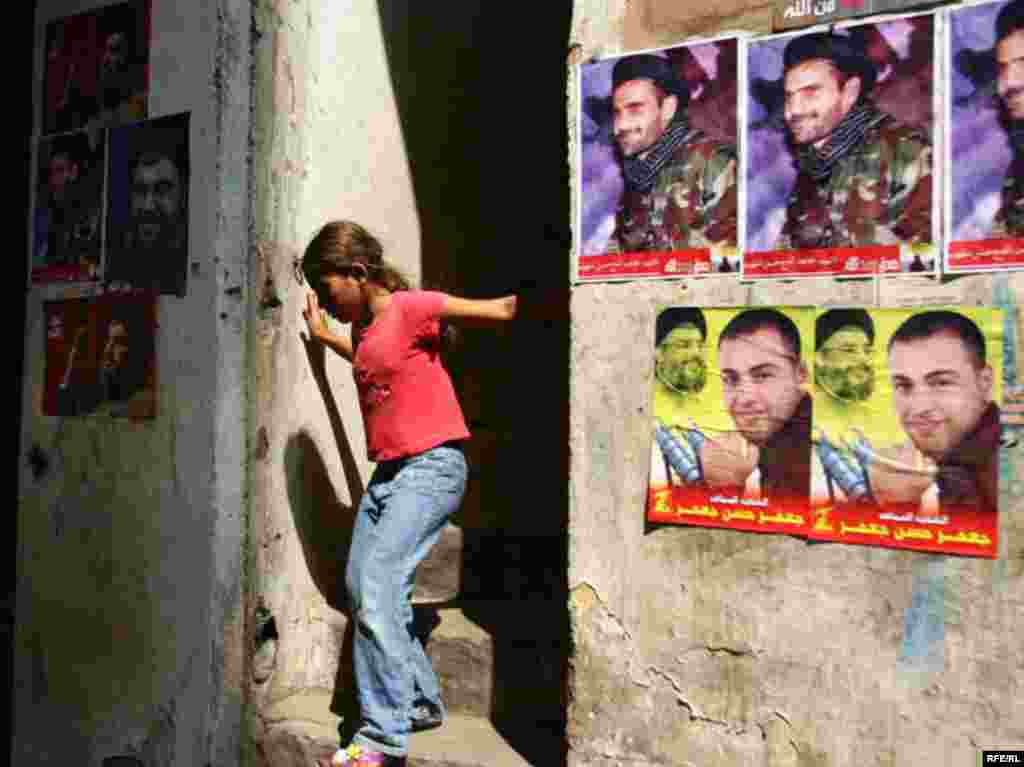 lebanon, A girl is running way during Israel attack to lebenon in Beirut, undated