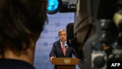 Secretarul general al ONU, Antonio Guterres, vorbește membrilor mass-media despre prăbușirea inițiativei privind cerealele din Marea Neagră, la sediul Organizației Națiunilor Unite din New York, pe 17 iulie 2023.