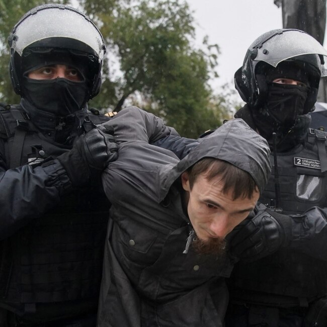 Protestele împotriva mobilizării ordonate de Vladimir Putin continuă în Daghestan