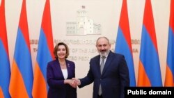 АКШ Конгрессинин Өкүлдөр палатасынын спикери Ненси Пелоси жана Армениянын президенти Никол Пашинян. 18-сентябрь, 2022-жыл.