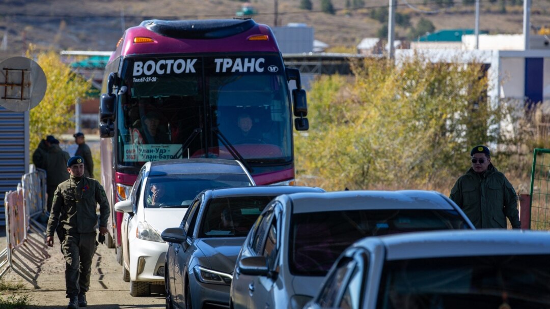 This Hungarian bus served American cities at the height of the Cold War