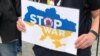 Antiratne poruke iz Beograda na protestu protiv mobilizacije u Rusiji