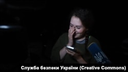 Катерина Полищук во время первого телефонного разговора с мамой после освобождения, 21 сентября 2022 года