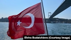 Zastava Turske, ilustrativna fotografija 