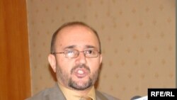 د افغانستان بانك ريس عبدالقدير فطرت 