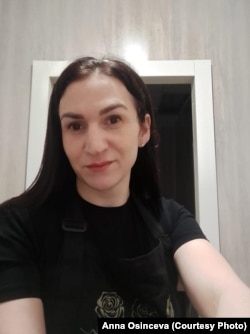 ანნა ოსინცევა, სუროგატი ქალი