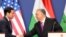 Держсекретар США Марко Рубіо тисне руку прем'єр-міністру Угорщини Віктору Орбану в Будапешті, 16 лютого 2026 року