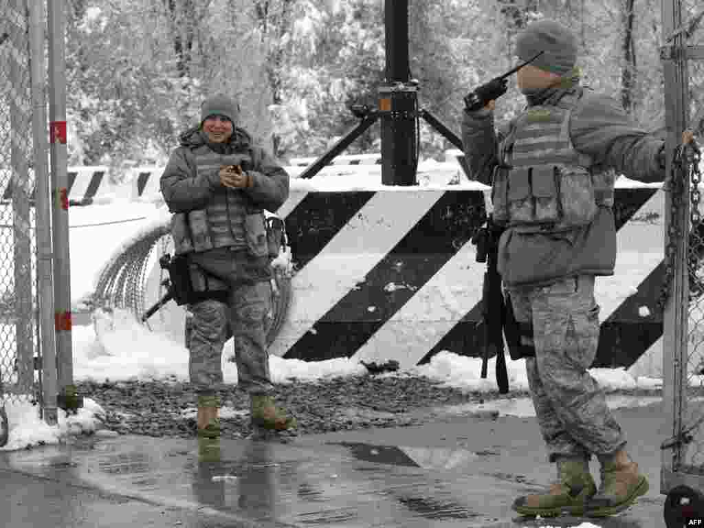 Посольство США в Кигризстане не получало уведомление о закрытии военной базы Манас  