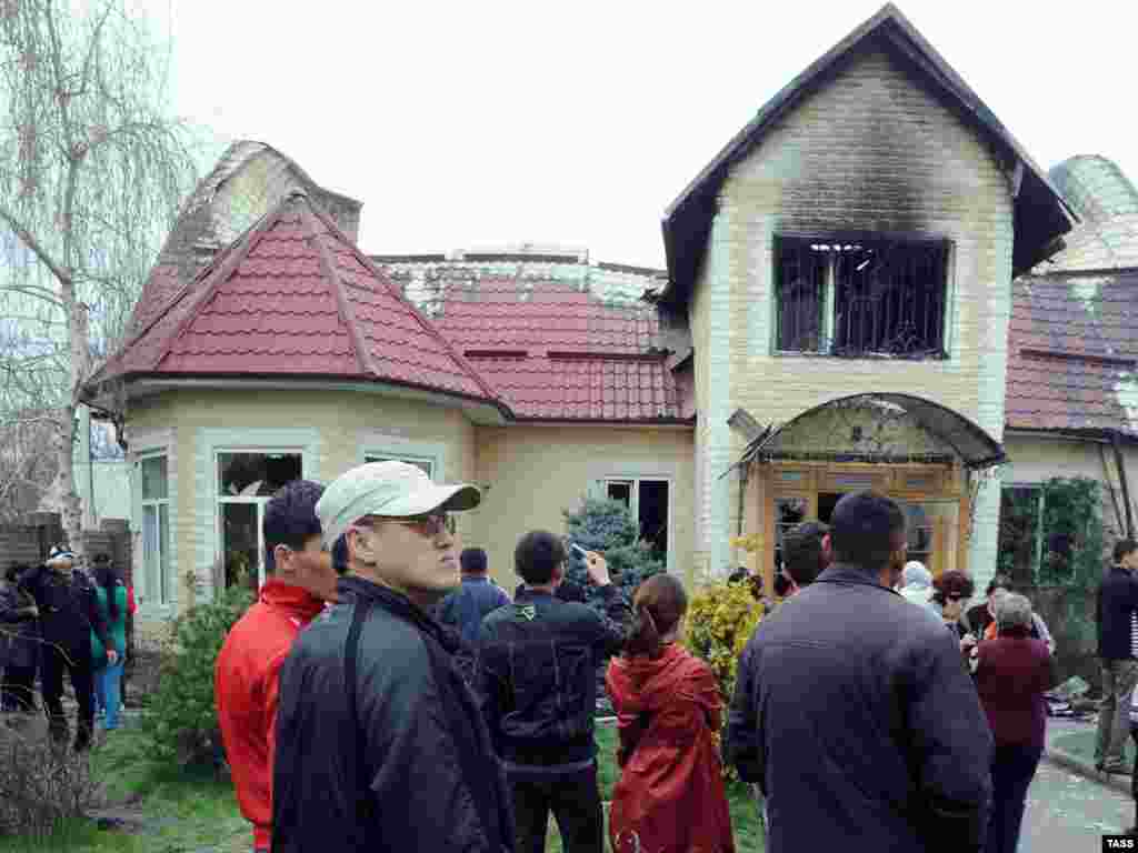 Бишкек. Дом Бакиевых, 2010