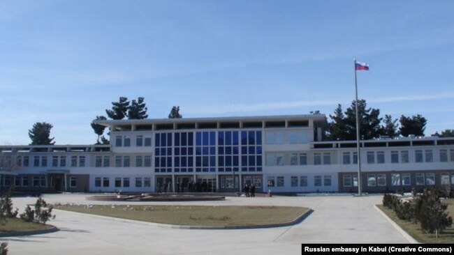 The Russian Embassy in Kabul. The September 3 explosion occurred near a long line of Afghans waiting to receive Russian visas. (file photo)