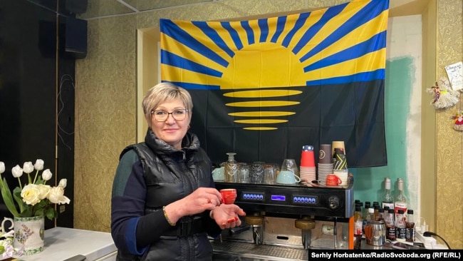 Ольга працює у кав'ярні в Краматорську