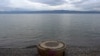 Šaht koji je deo kolektorskog sistema koji se nalazi na obali Ohridskog jezera. Ovi šahtovi povremeno ispuštaju otpadne vode u jezero čak i tokom vrhunca turističke sezone. Fotografija 17. septembar 2024.