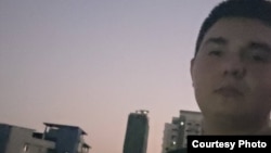 Георгій Кочкін, російський дезертир, в Манілі, березень 2026 року